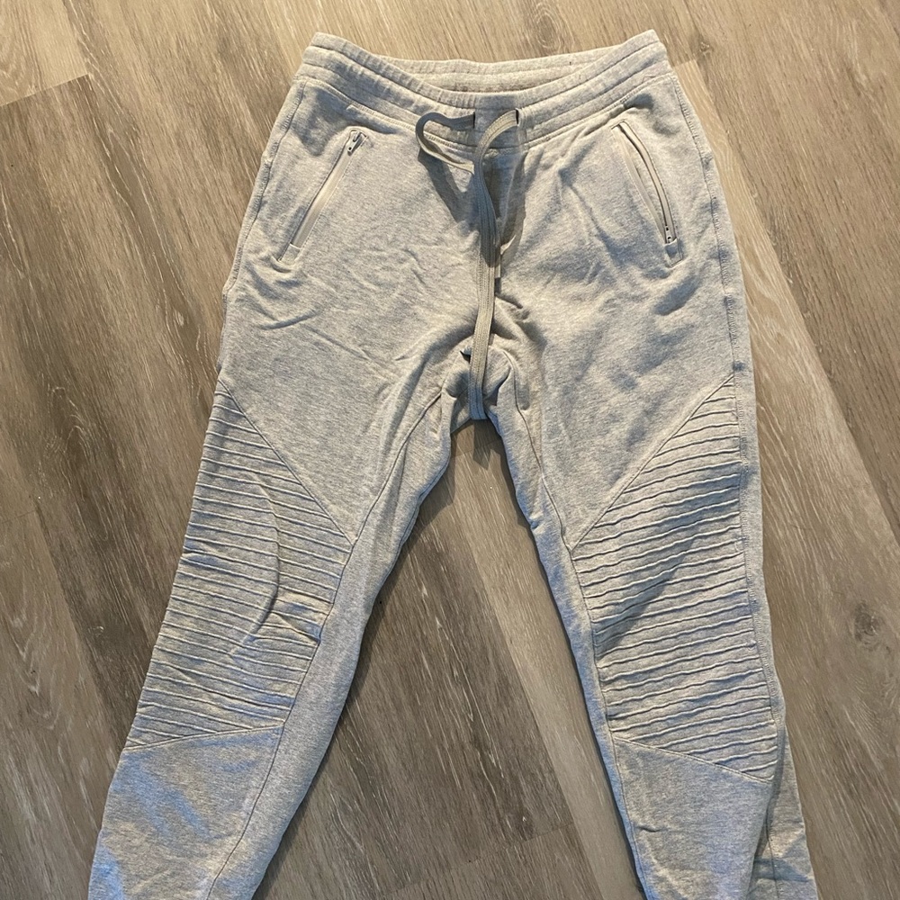 Alo Grey Jogger Pants SZ M